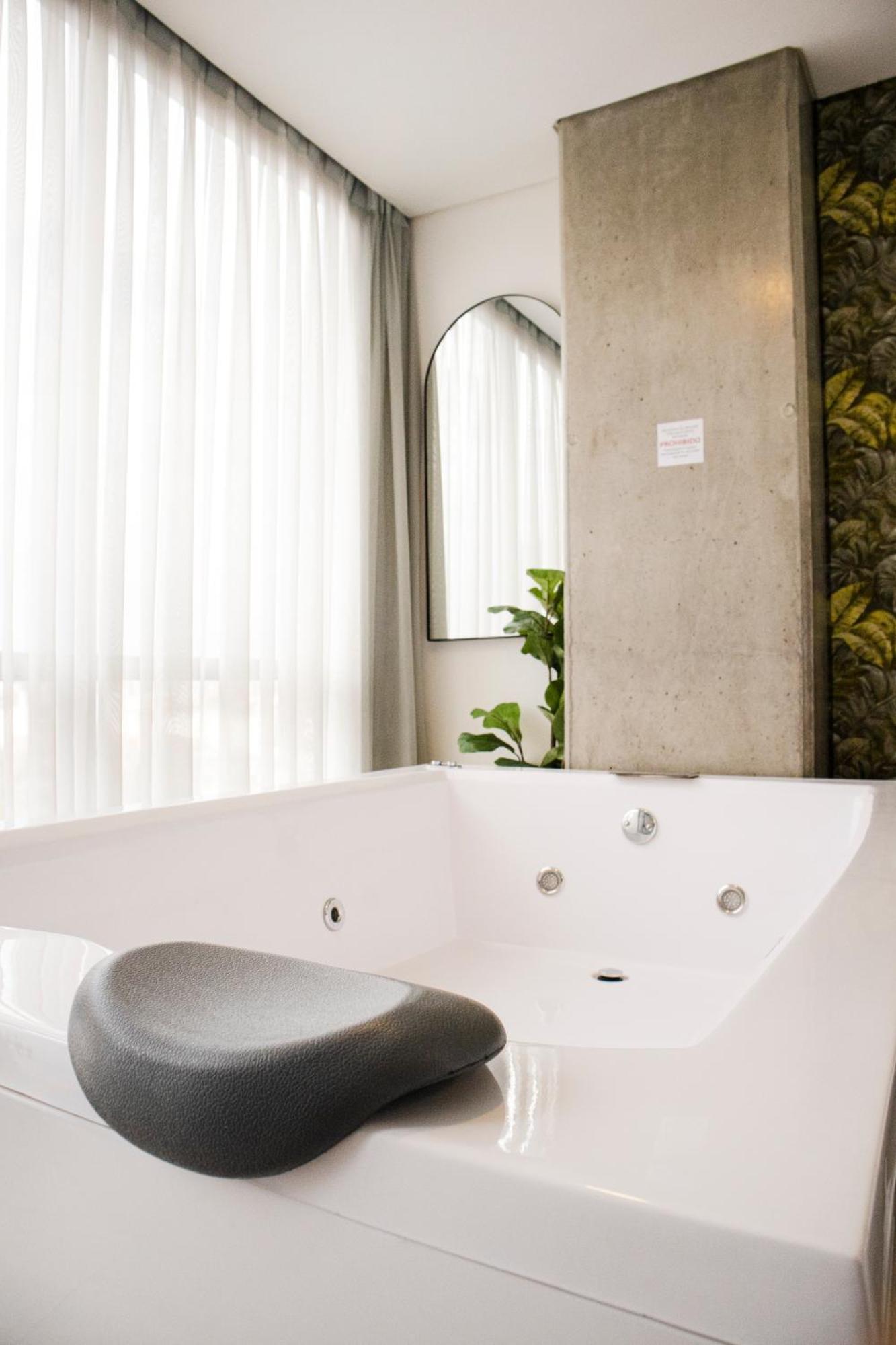 Vpv Suites Medellín Extérieur photo